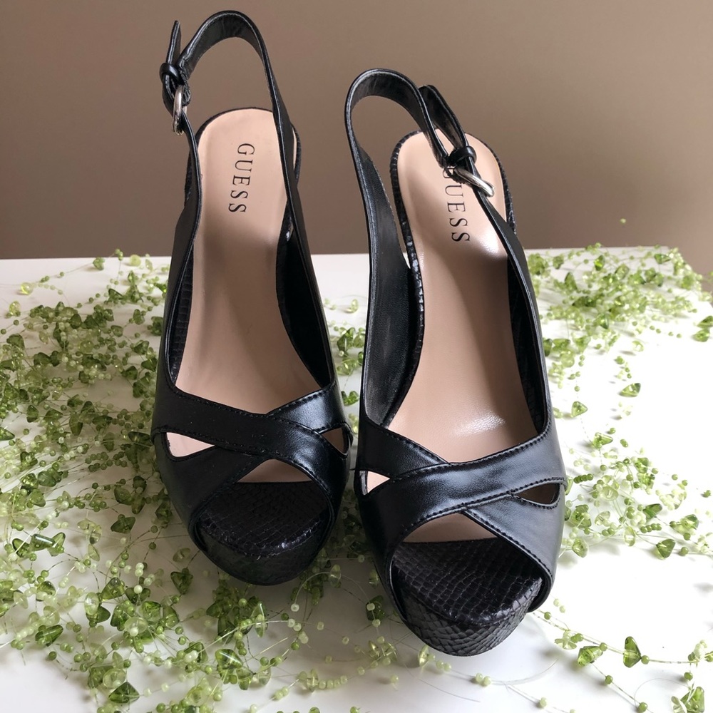 GUESS heels - Picture 3 of 3